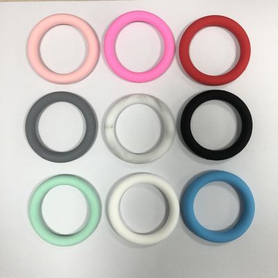 DIY 열쇠고리를 위한 대량 판매 PISSEN 실리콘 초점 O링  비즈