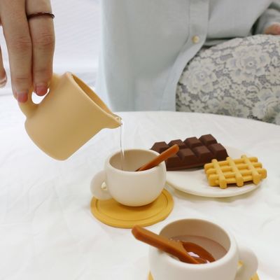 새로운 도착자 어린이 어린이 가정 놀이 장난감 11pcs와 함께 티패트 세트