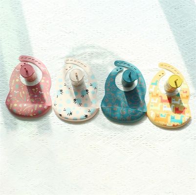 OEM 청소하기 쉬운 실리콘 베이비 비브 0-4 년 된 아기 먹이 인쇄 실리콘 비브 컵