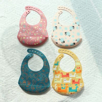 OEM 청소하기 쉬운 실리콘 베이비 비브 0-4 년 된 아기 먹이 인쇄 실리콘 비브 컵