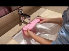 BPA 무료 부드러운 개별적 실리콘 앞치마의 가슴부분, 방수 실리콘 음식 캐처 앞치마의 가슴부분